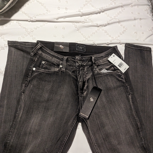 NWT Celebrity Pink Women's Jeans / Jeggings - Picture 3 of 7